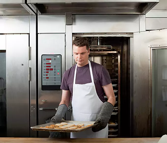Why Vista, CA Kitchens Trust Vista Appliance Pro for Commercial Oven Repair?