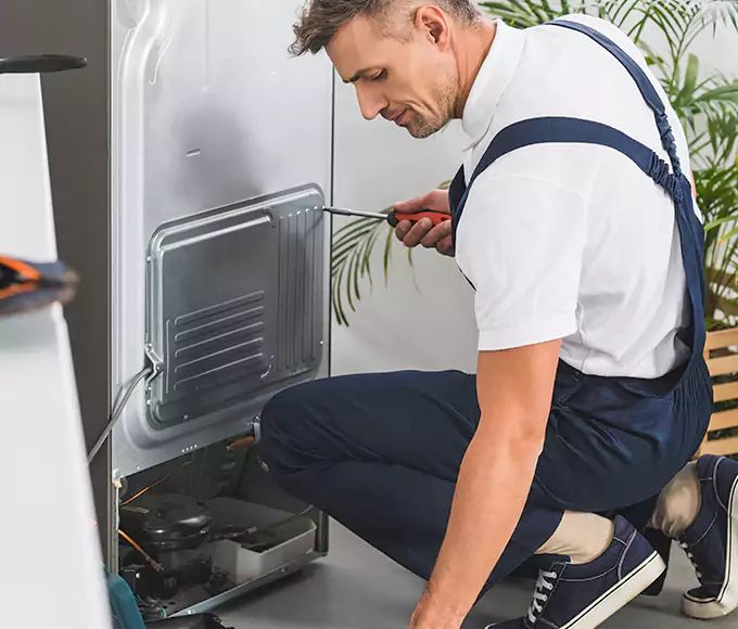 Why Vista, CA Homeowners Rely on Vista Appliance Pro for Every Mini Fridge Fix?